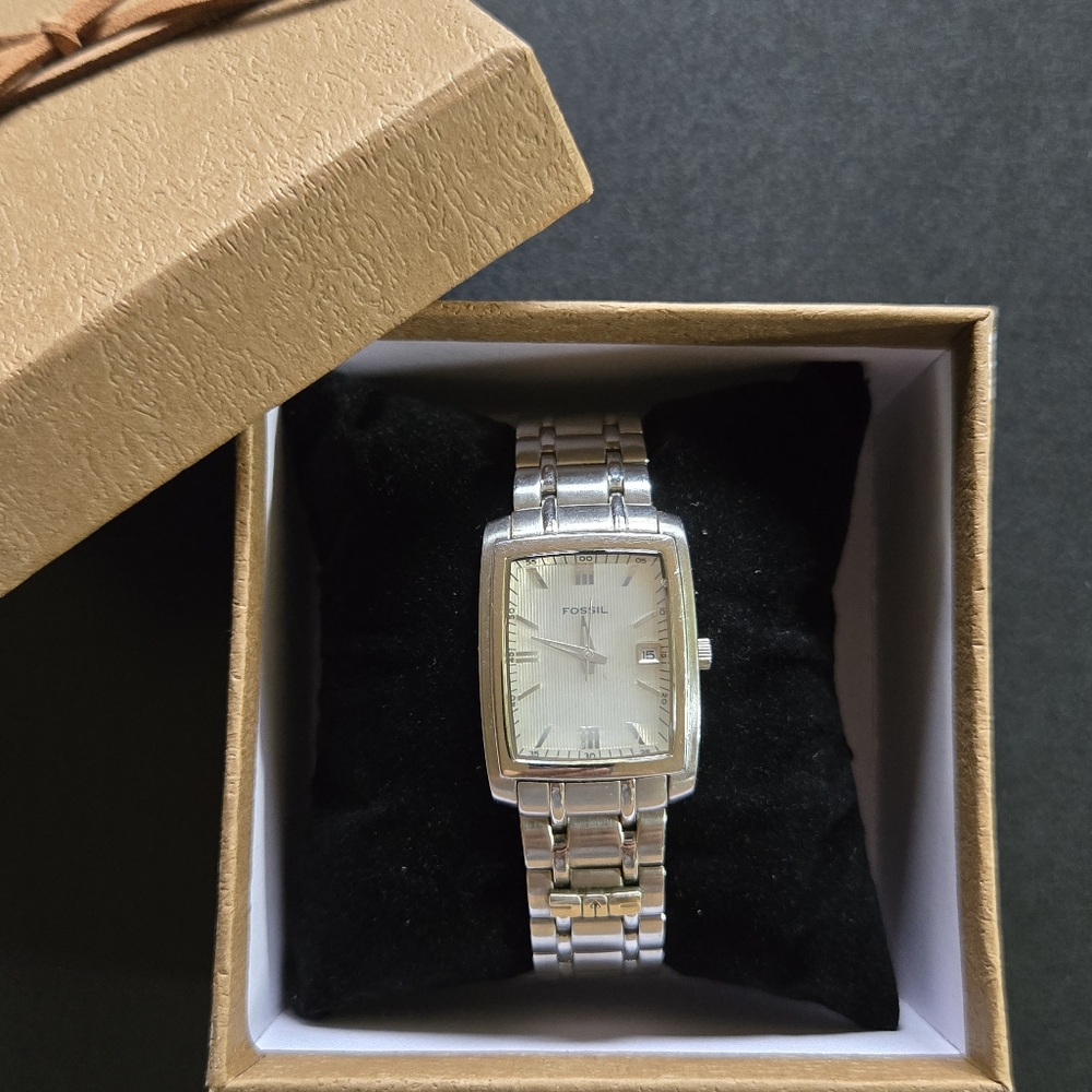 Fossil PR5327 Women's Silver Stainless Steel Analog Dial Quartz Watch 26mm